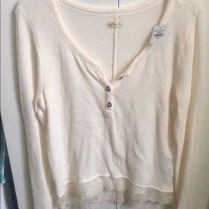 Hollister top